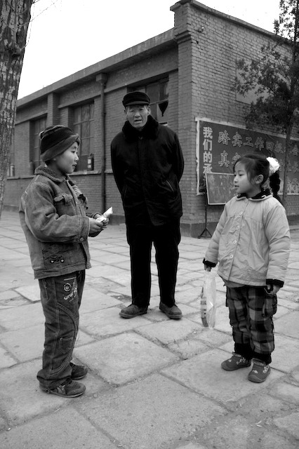 Clowns in China 8